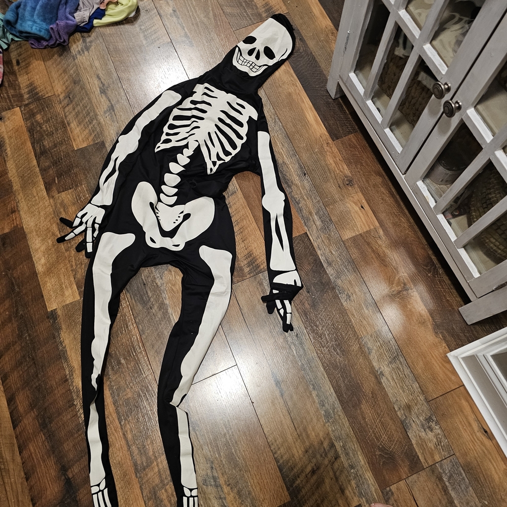 Kids Skeleton Halloween Costume - Black and White